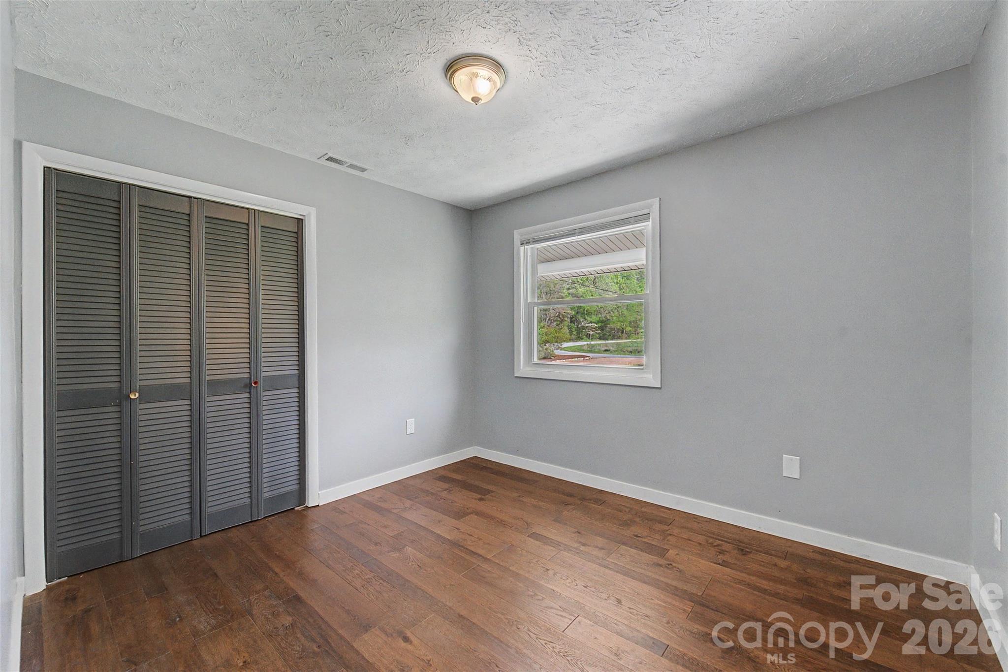 160 Canter Lane Property Photo 14