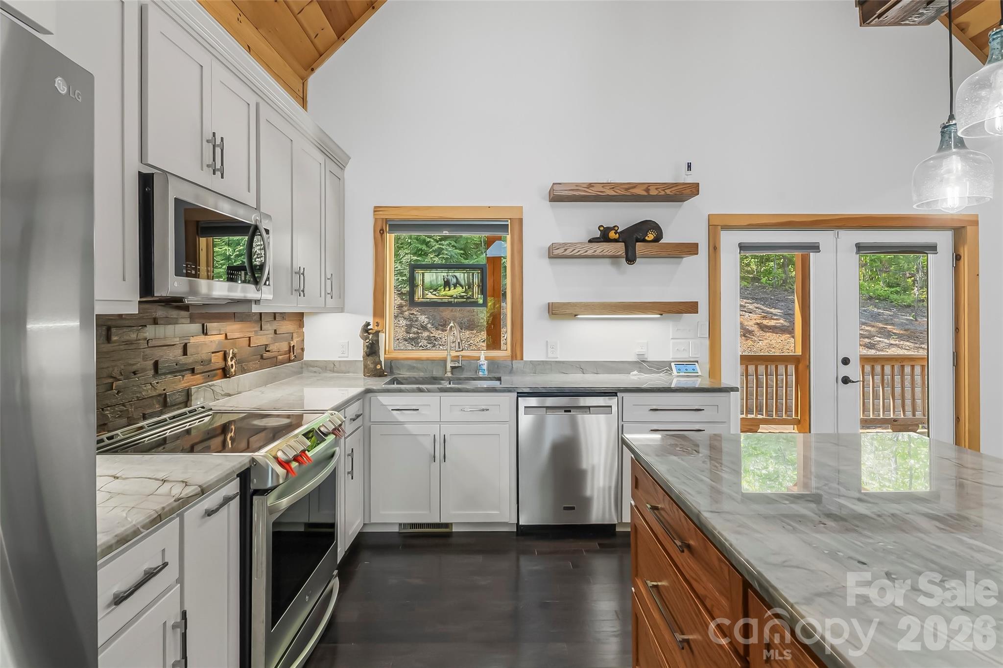 265 Grandview Peaks Drive Property Photo 17