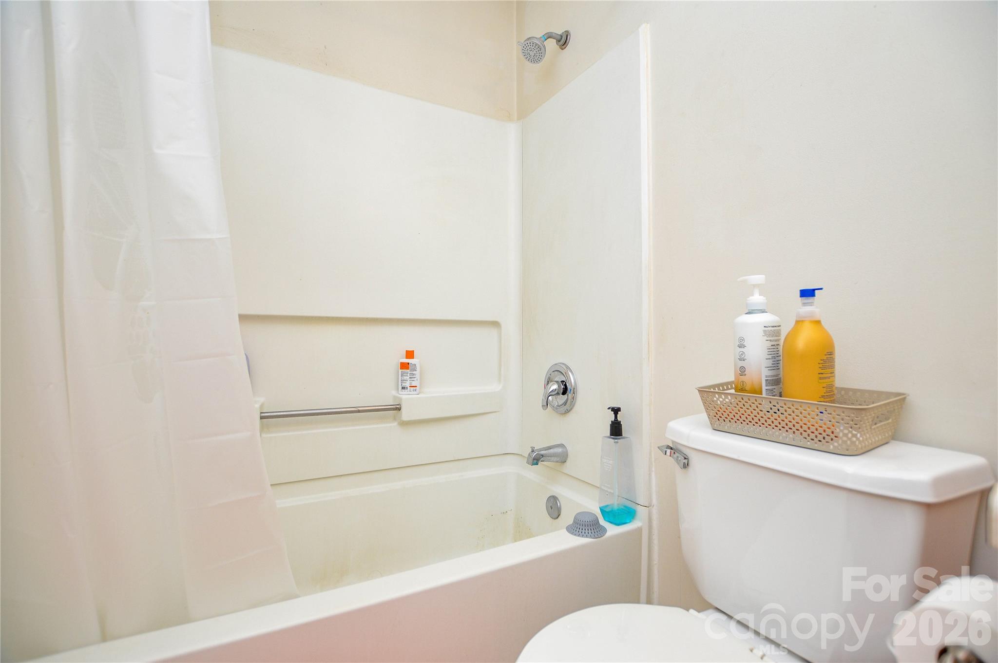 9810 Campus Walk Lane F Property Photo 17