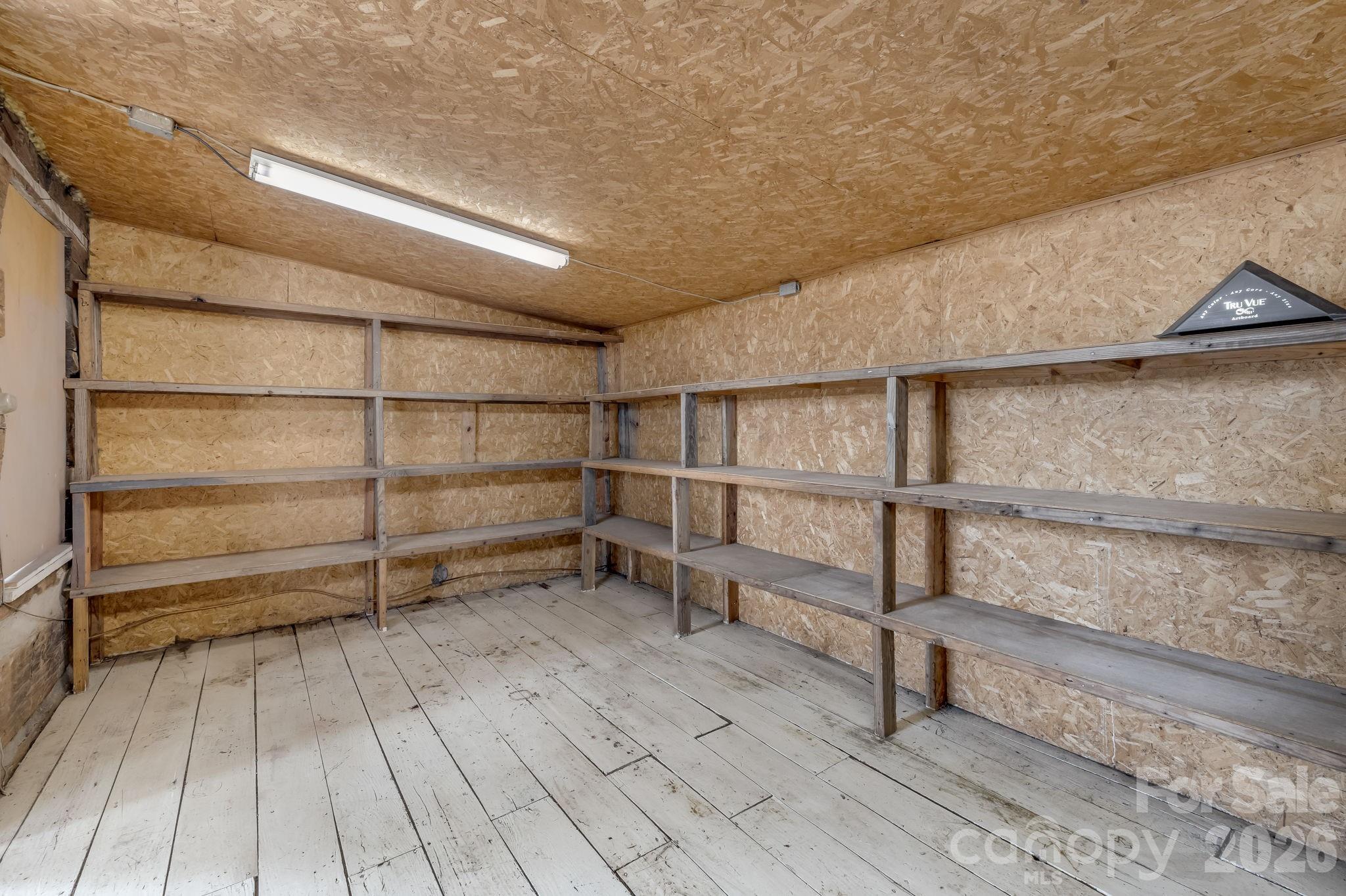 2172 Smokey Park Highway Property Photo 19