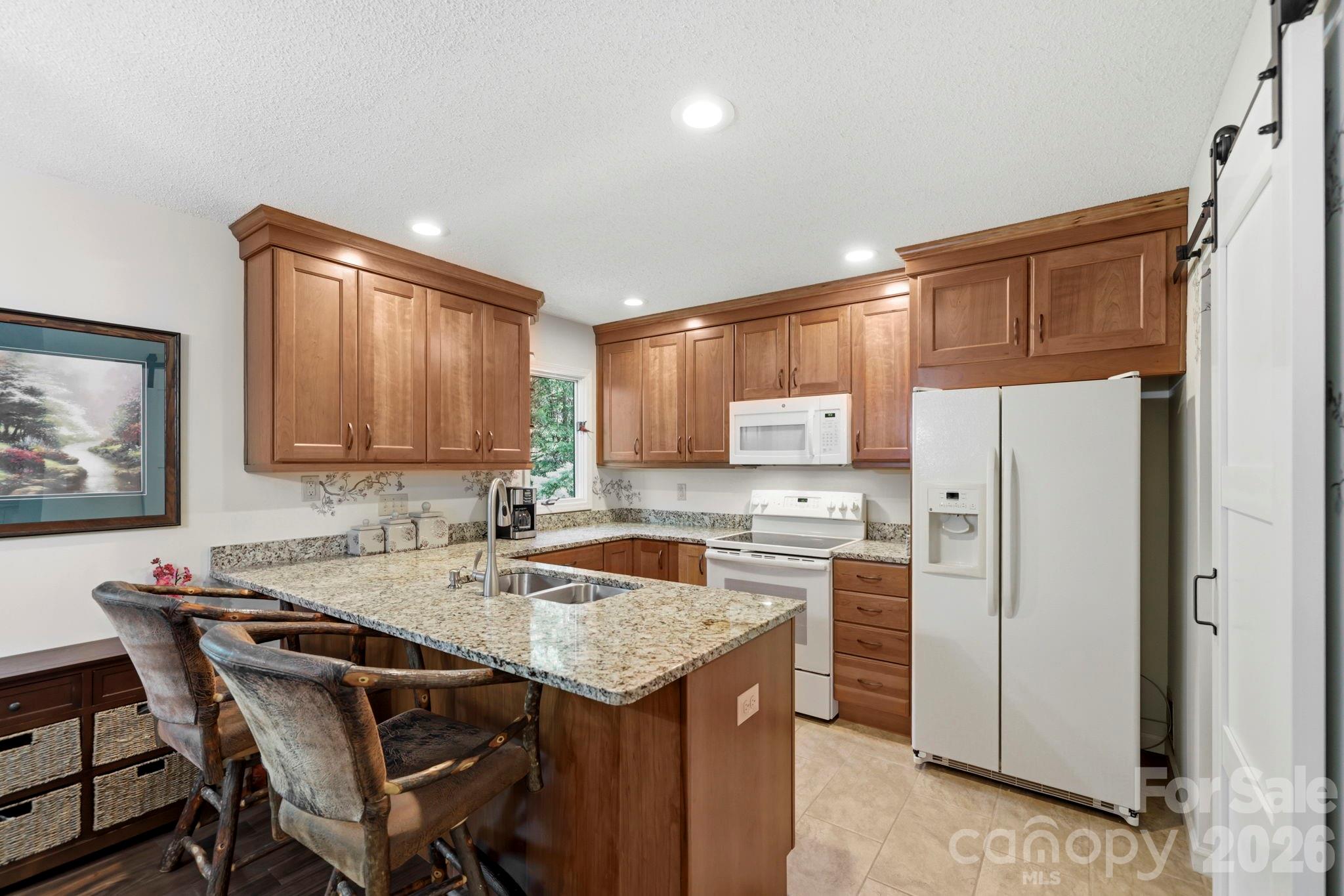 3509 Mountain Top Way Property Photo 3