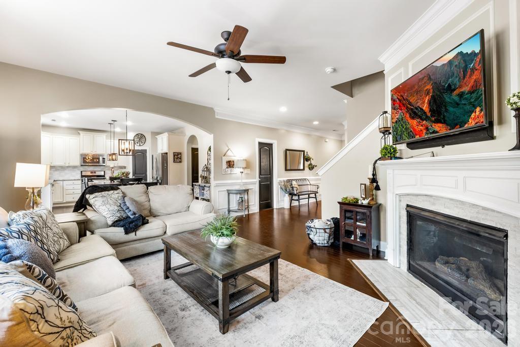 1007 Hamil Ridge Drive Property Photo 16
