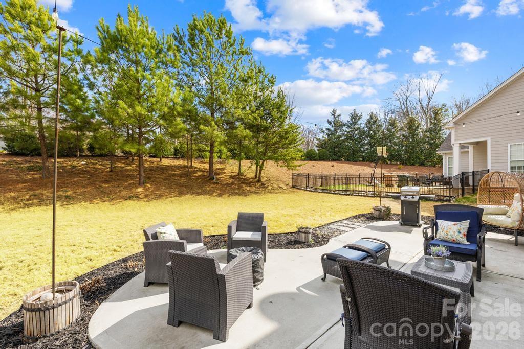 1007 Hamil Ridge Drive Property Photo 32