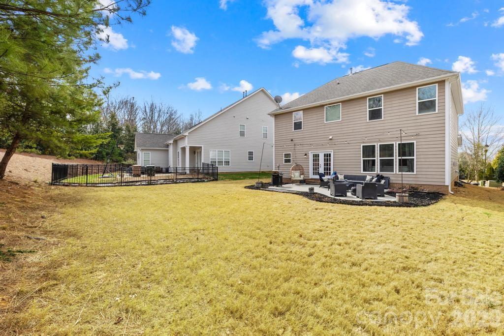 1007 Hamil Ridge Drive Property Photo 42