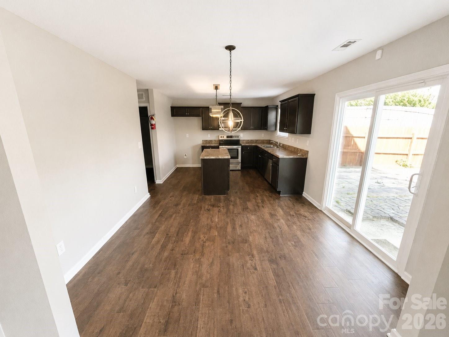 1818 Greenbrook Trail Property Photo 13