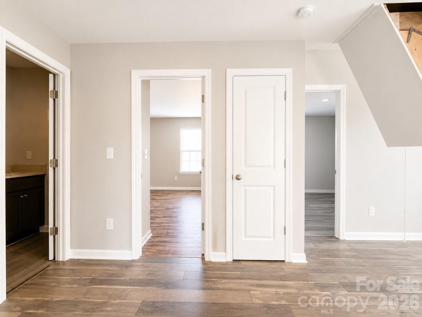 1818 Greenbrook Trail Property Photo 18