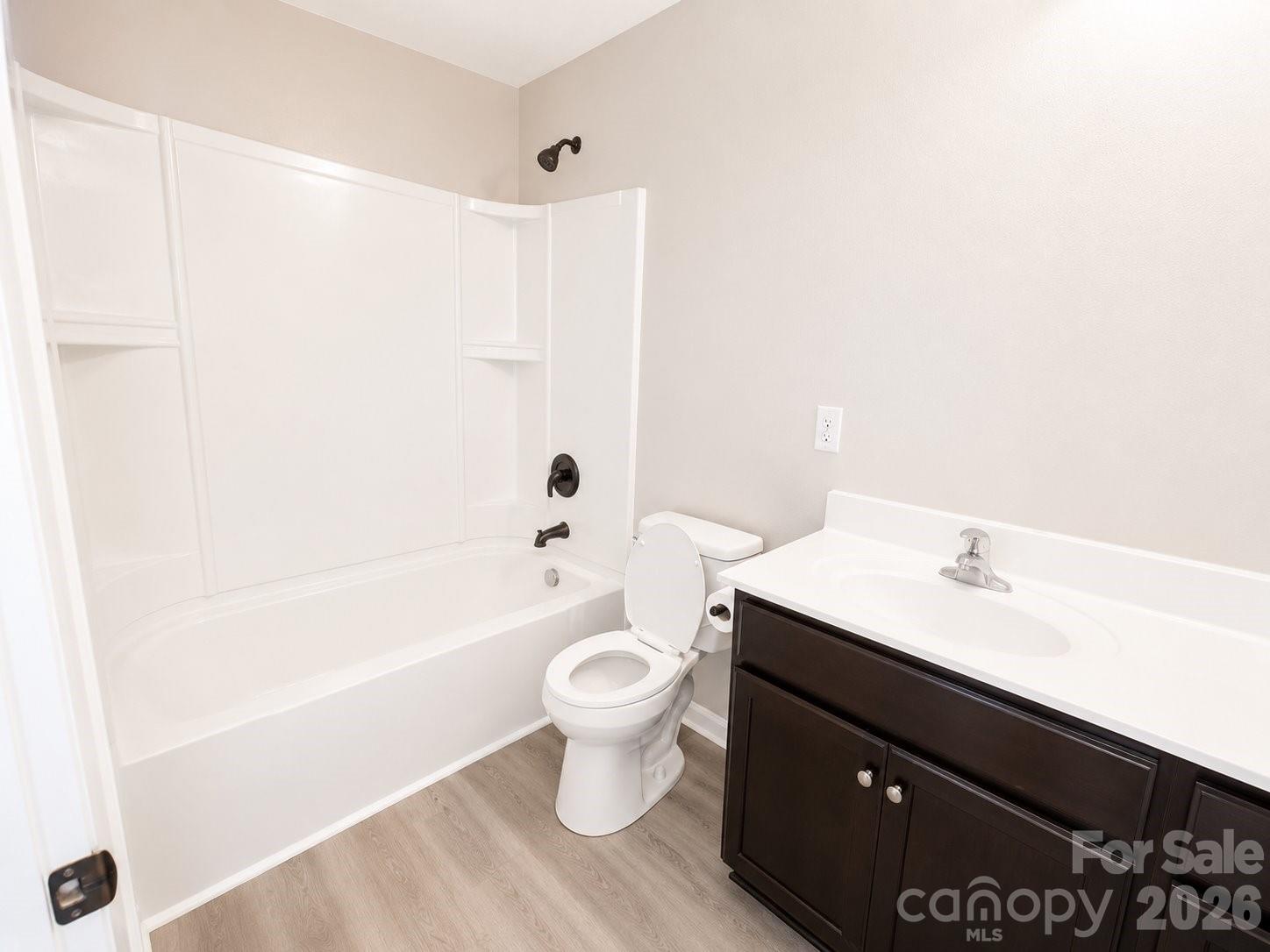 1818 Greenbrook Trail Property Photo 20
