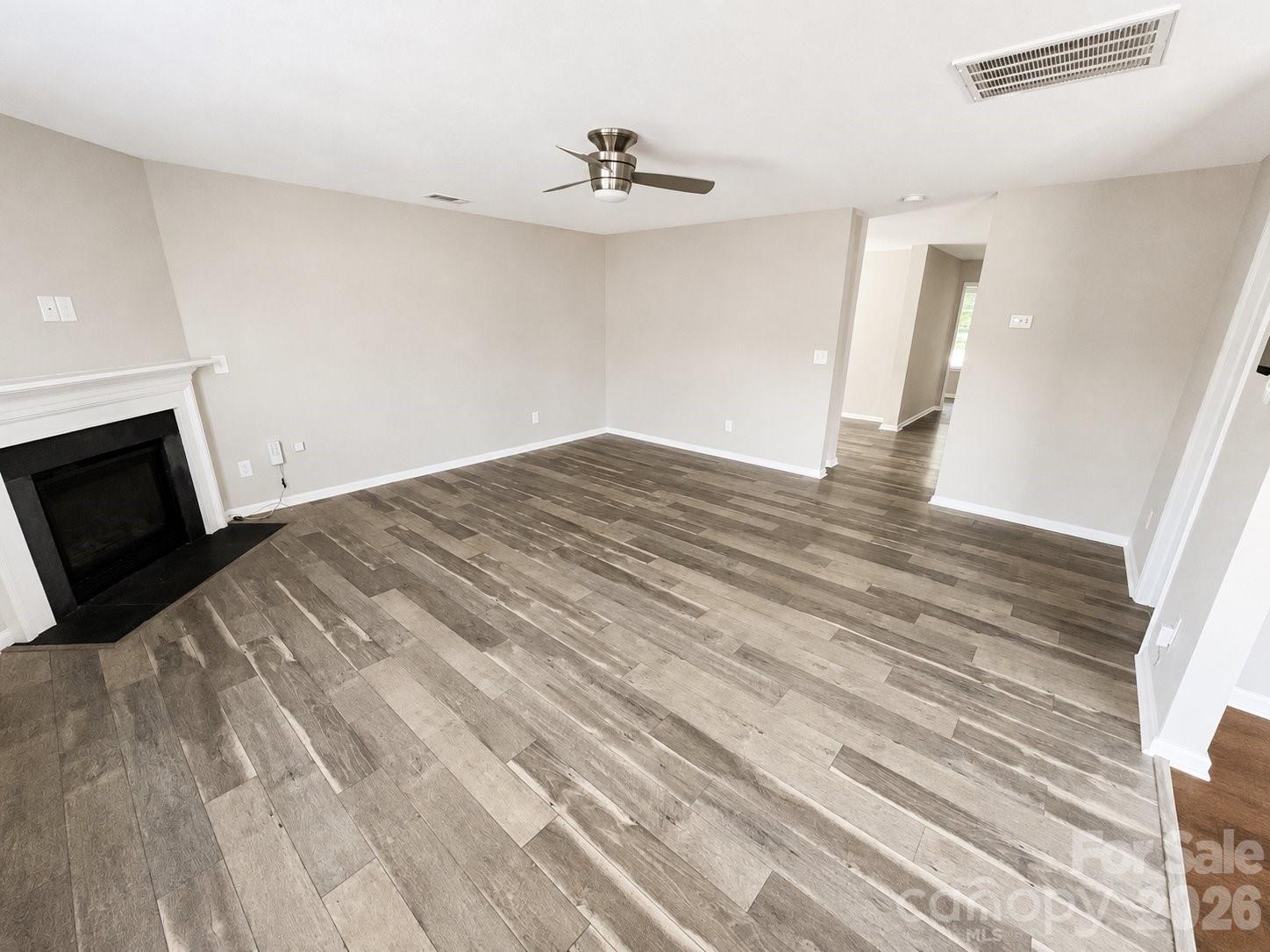 1818 Greenbrook Trail Property Photo 29