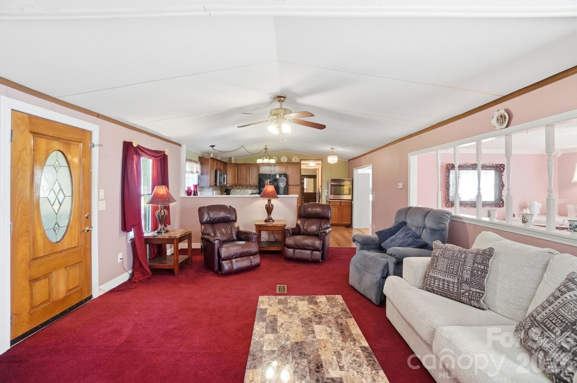 2909 Balkan Drive Property Photo 3