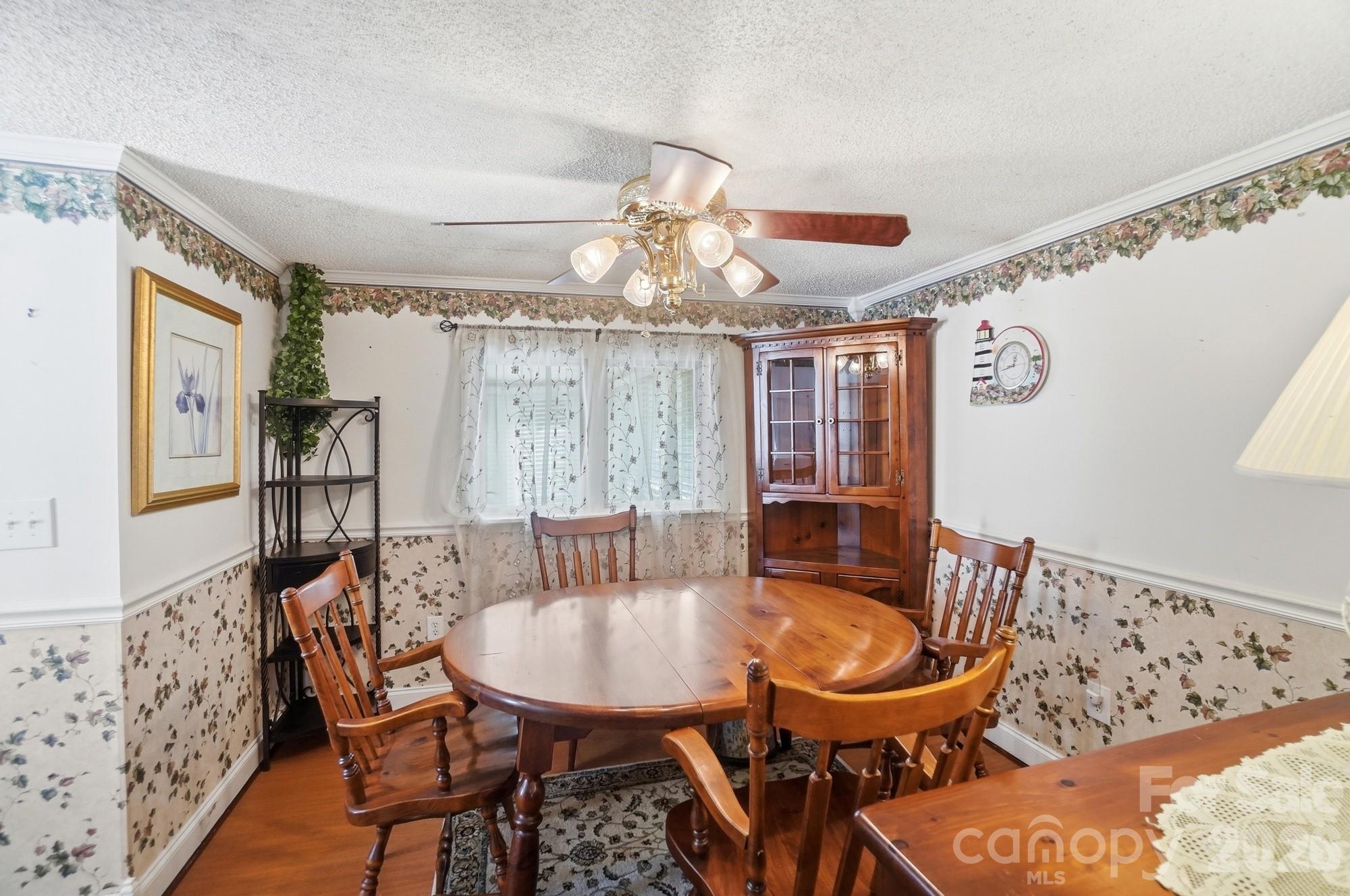 2909 Balkan Drive Property Photo 6