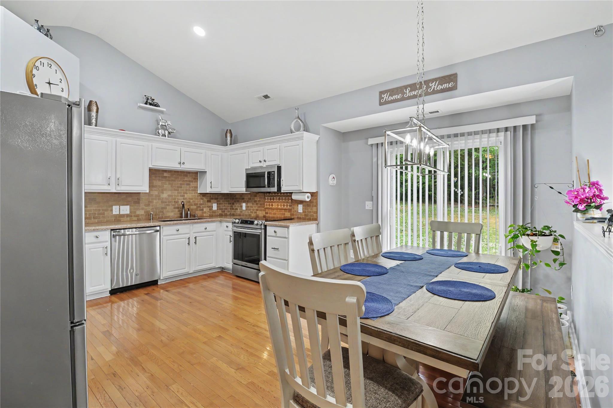 6225 Sid Crane Drive Property Photo 11