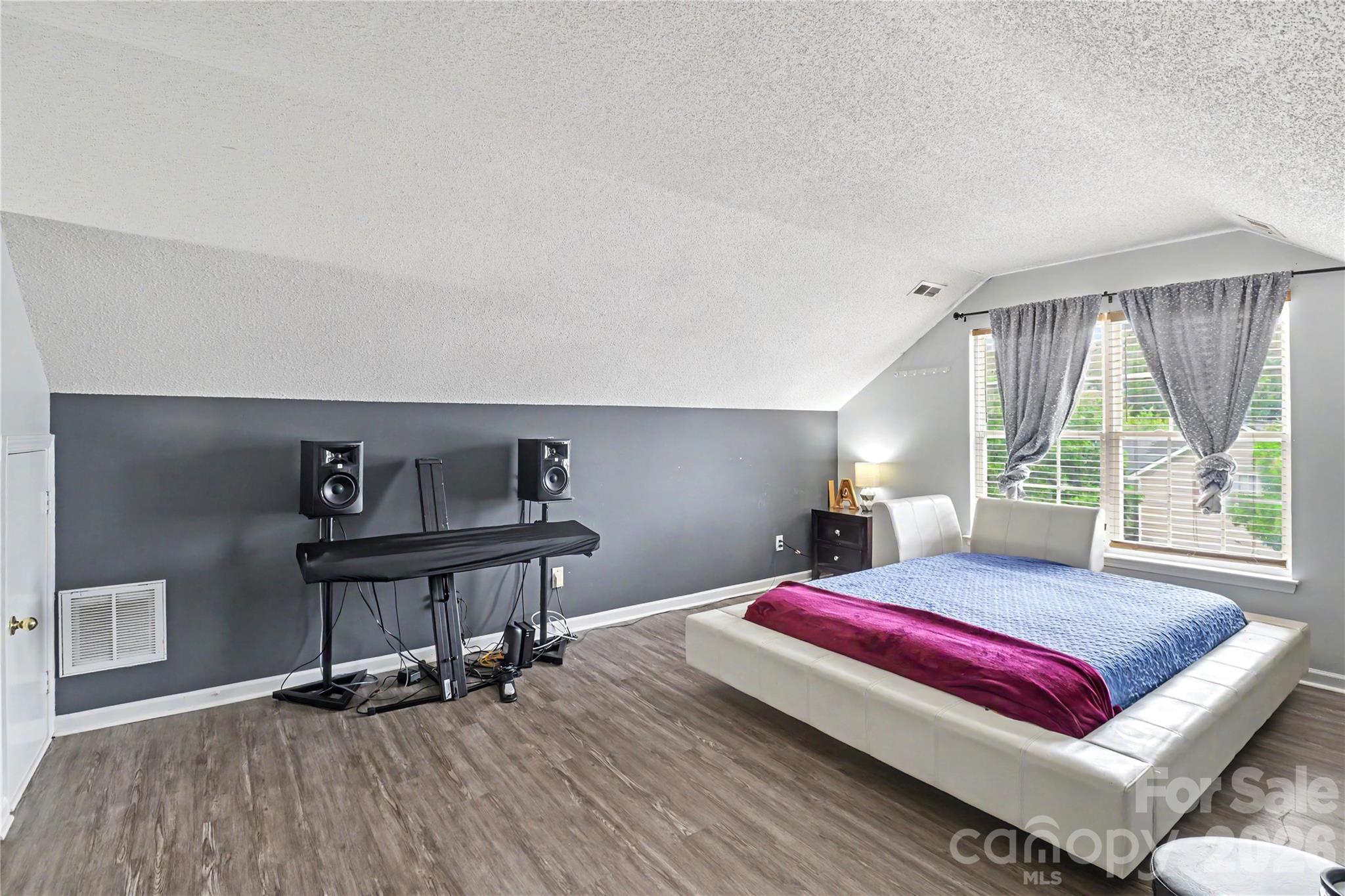 6225 Sid Crane Drive Property Photo 34