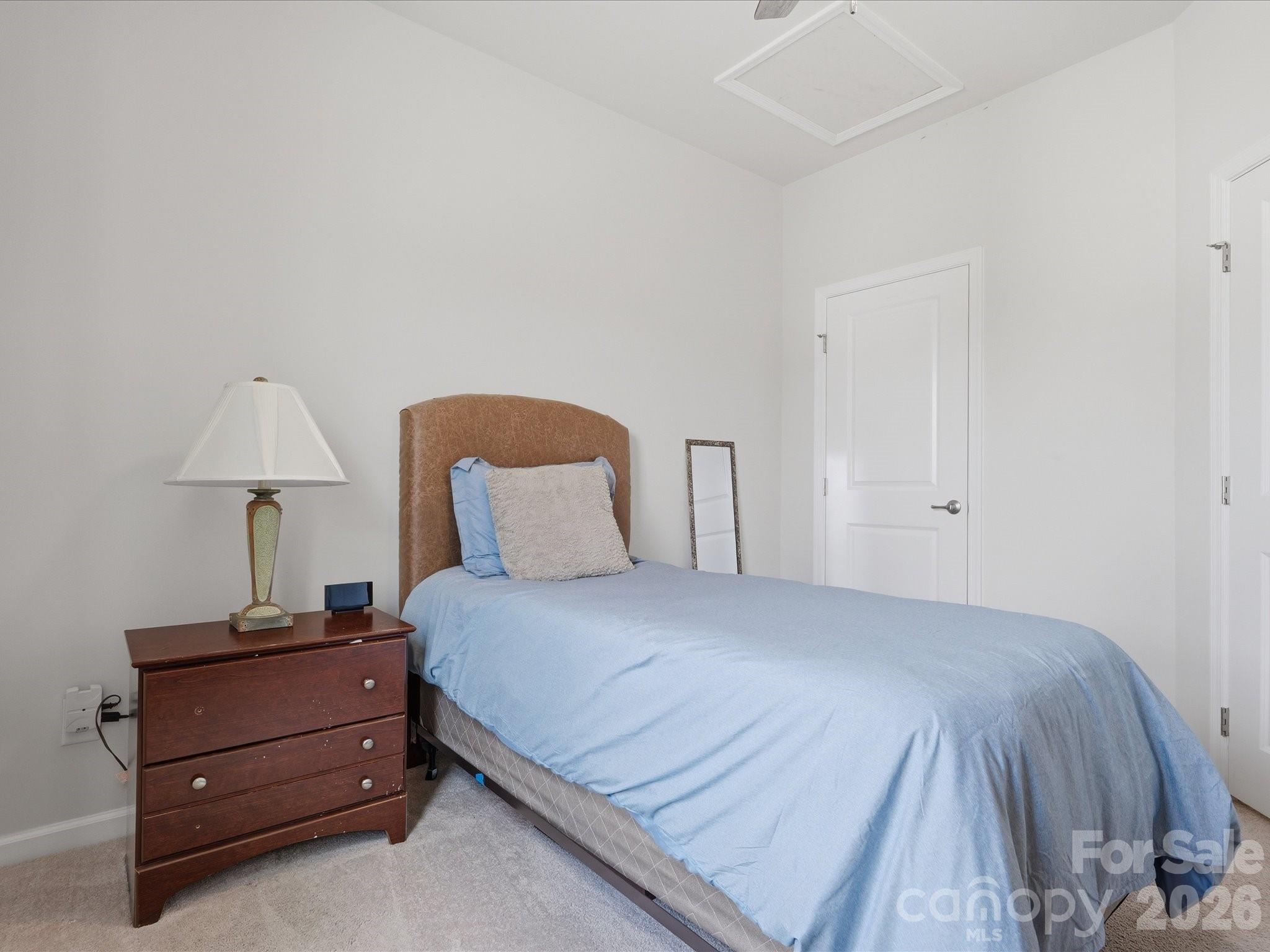 2527 Grantham Place Drive Property Photo 24