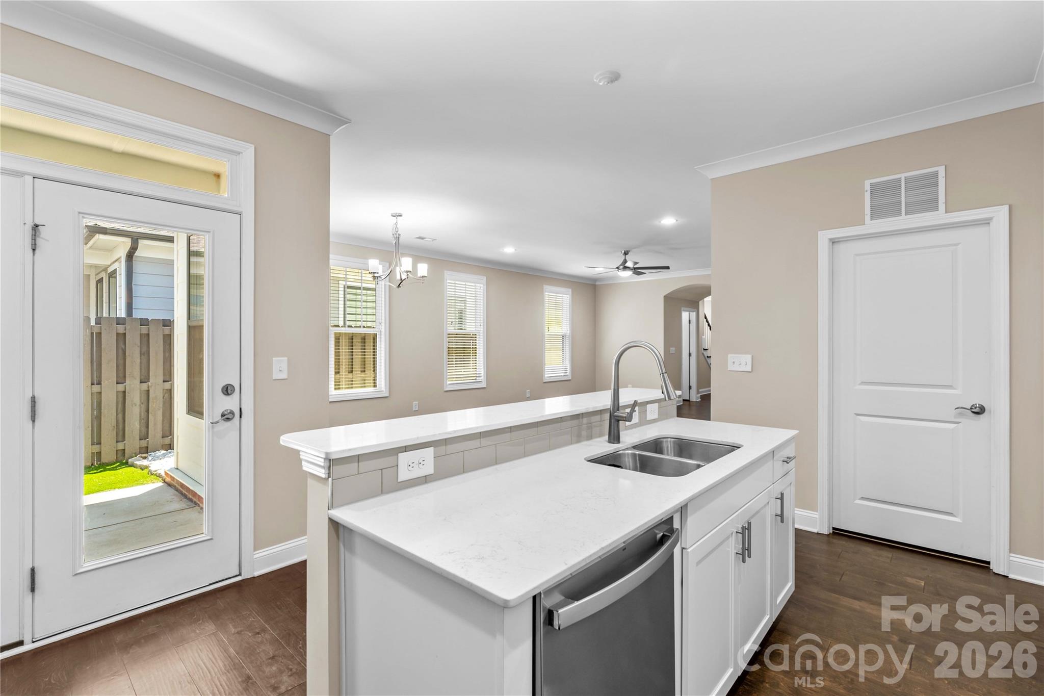 122 Mint Avenue A Property Photo 11