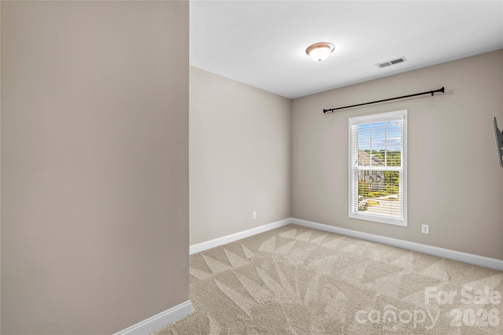 122 Mint Avenue A Property Photo 28