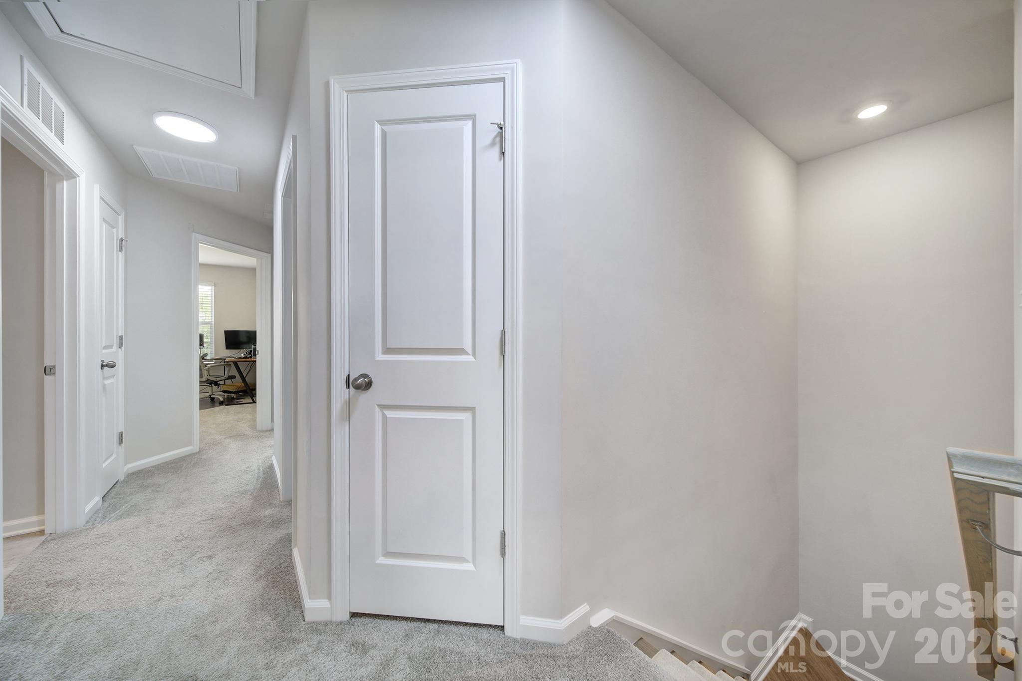 8042 Scarlet Maple Lane Property Photo 15