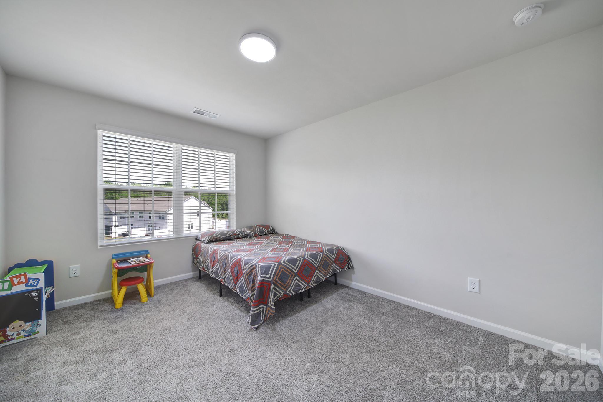 8042 Scarlet Maple Lane Property Photo 22
