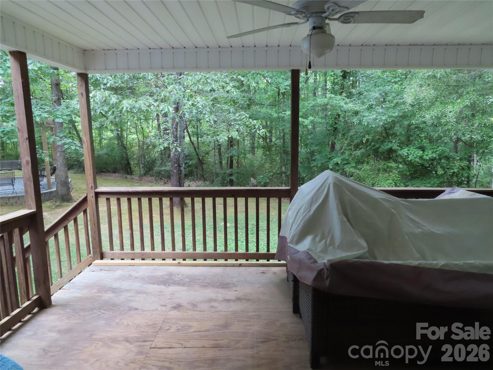 300 Tradewinds Lane Property Photo 28