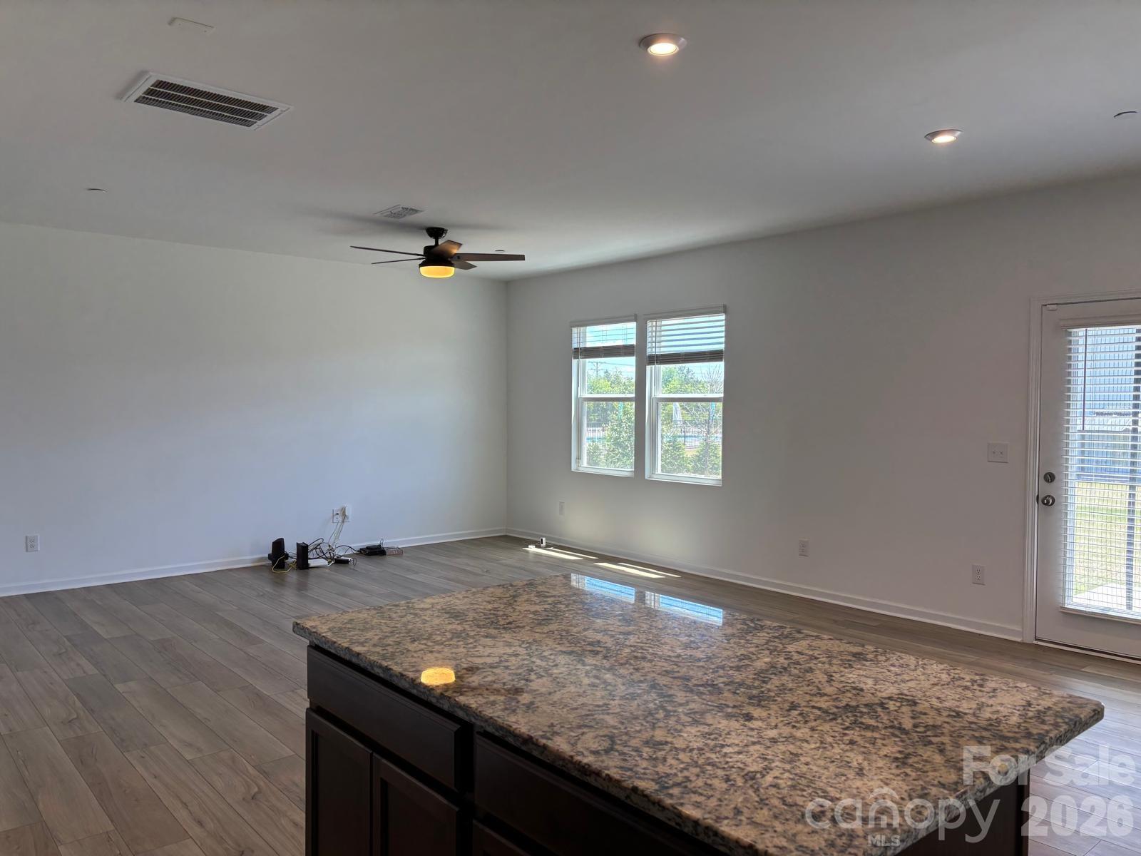 3057 Bell Spur Avenue Property Photo 19