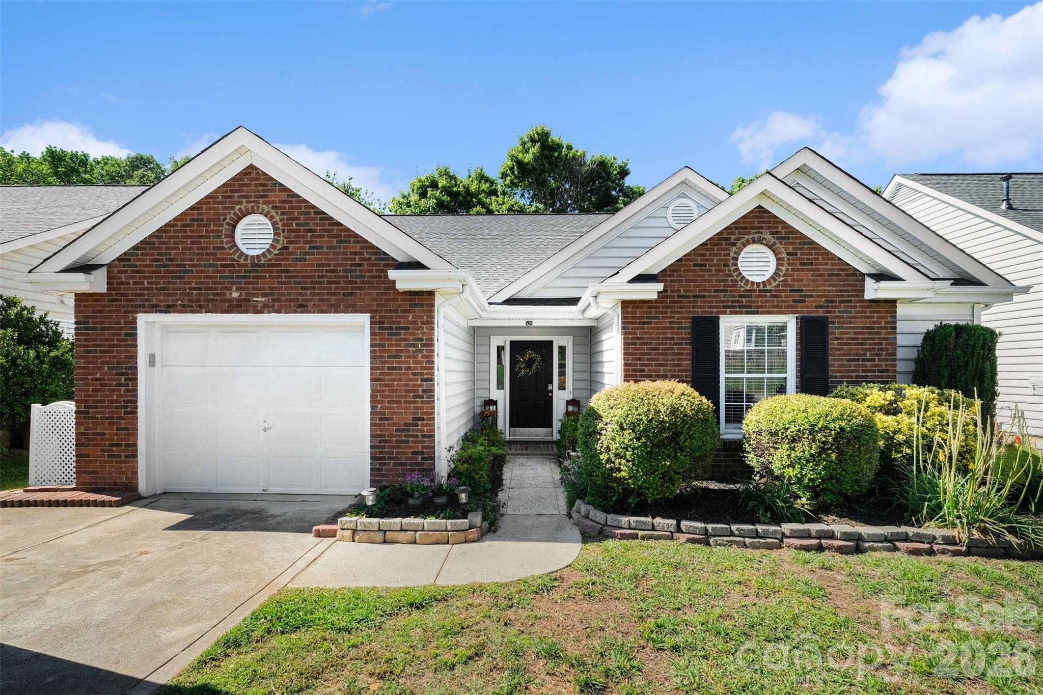 526 Carlisle Drive Property Photo 1