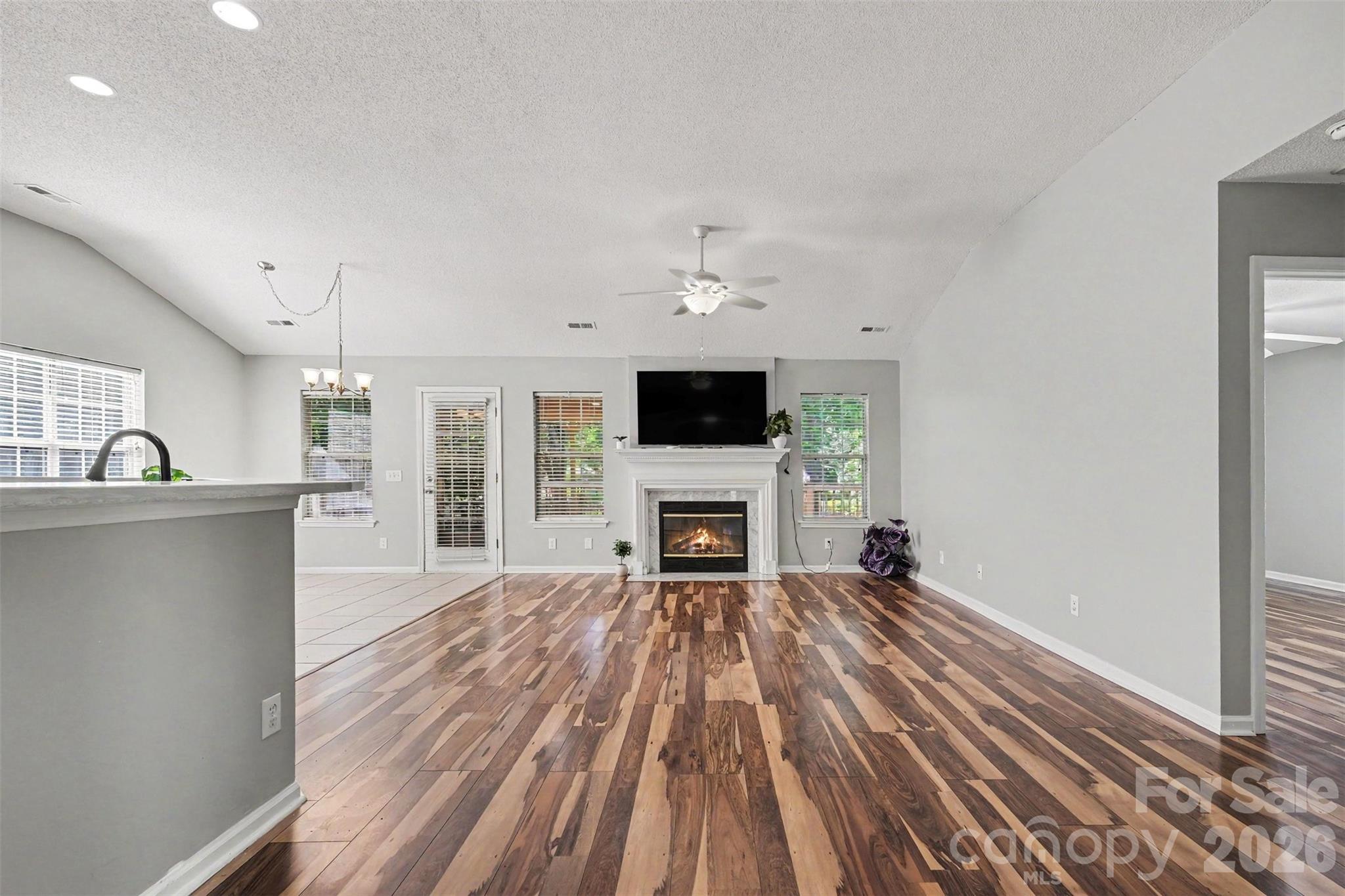 526 Carlisle Drive Property Photo 12