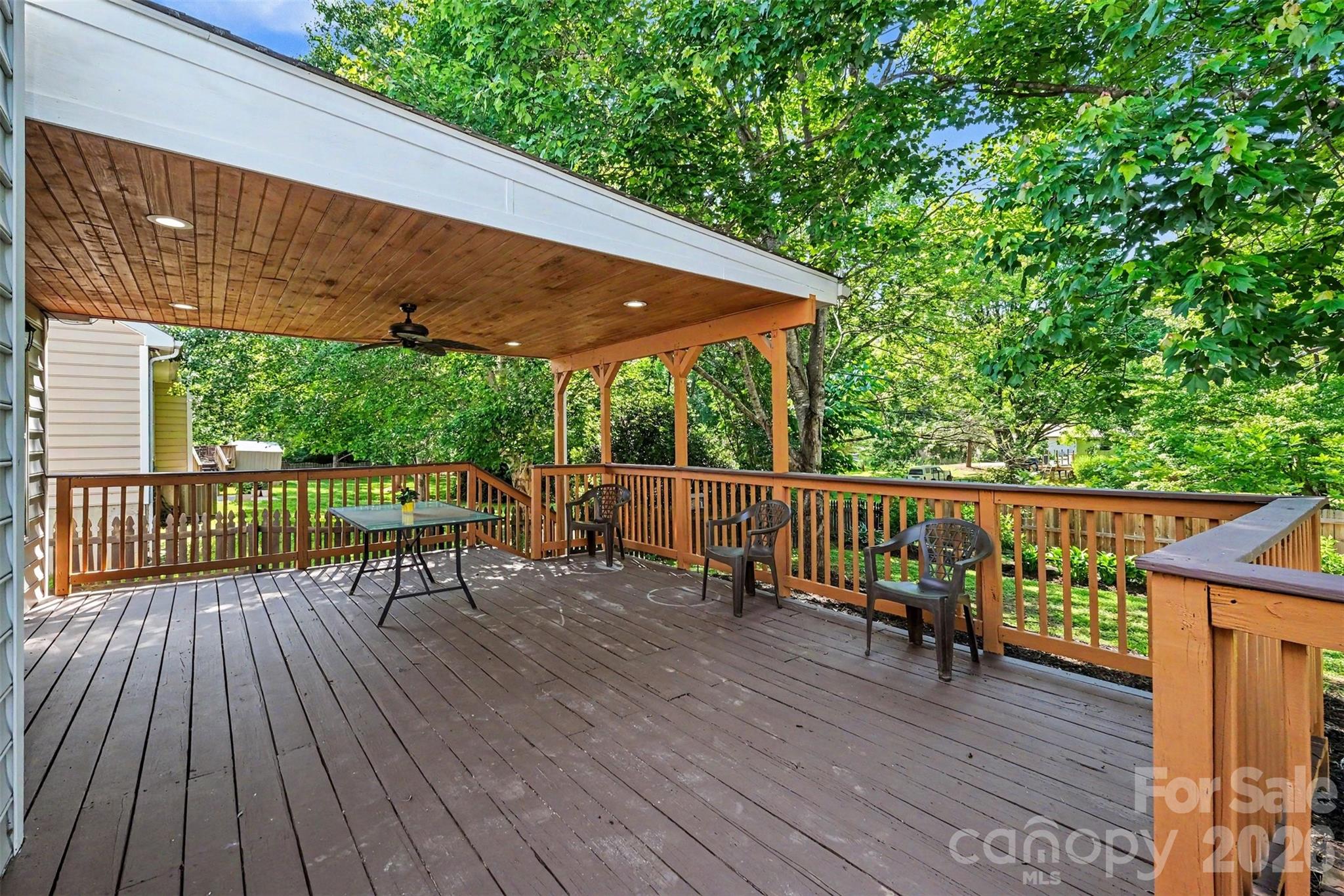 526 Carlisle Drive Property Photo 29