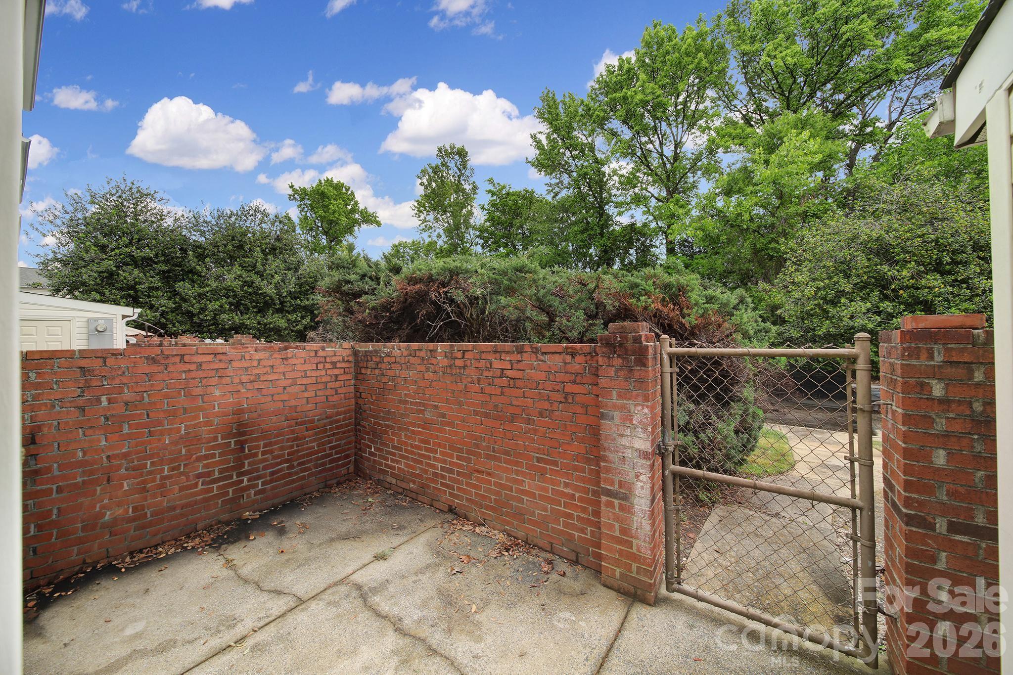 11005 Hunter Trail Property Photo 23