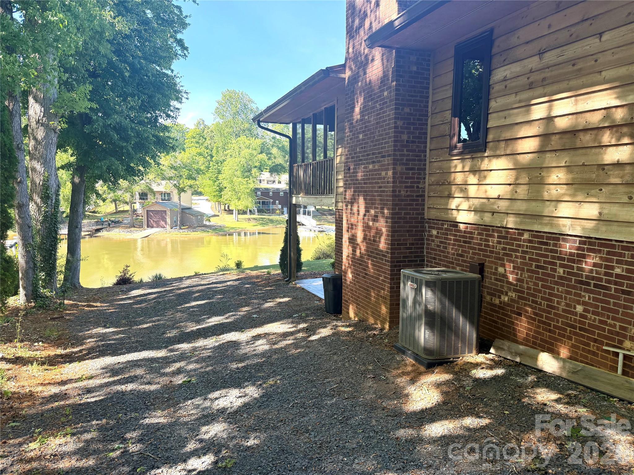 1438 Beckner Road Property Photo 8