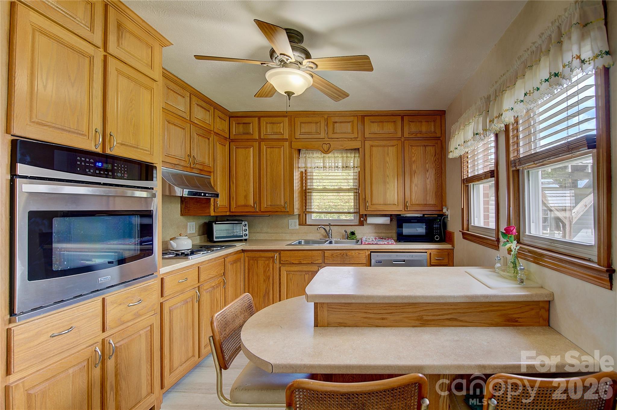 560 Russ Norris Heaton Road Property Photo 8