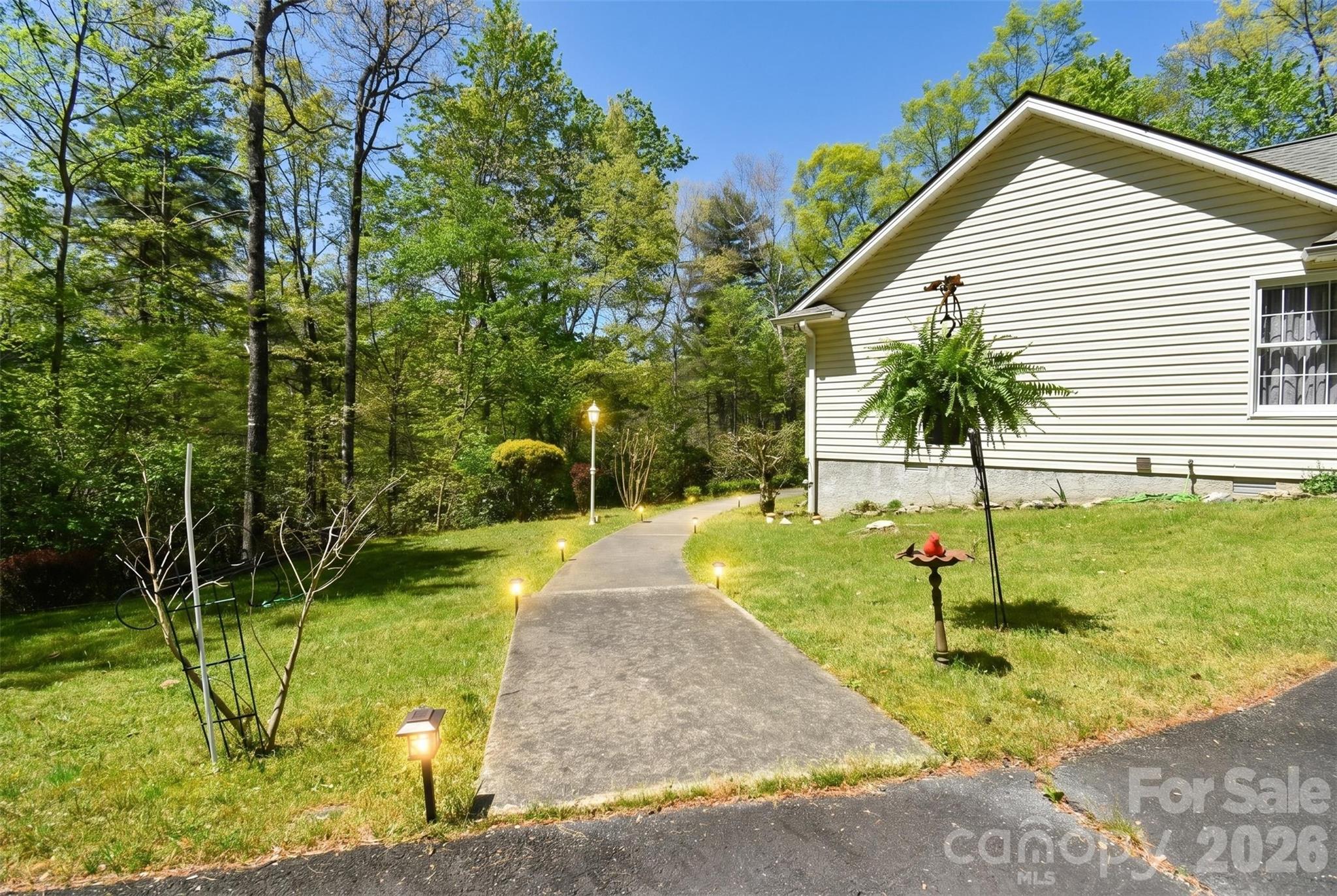548 Thunder Road Property Photo 41