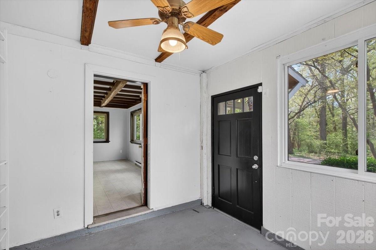 209 Edgewood Drive Property Photo 3