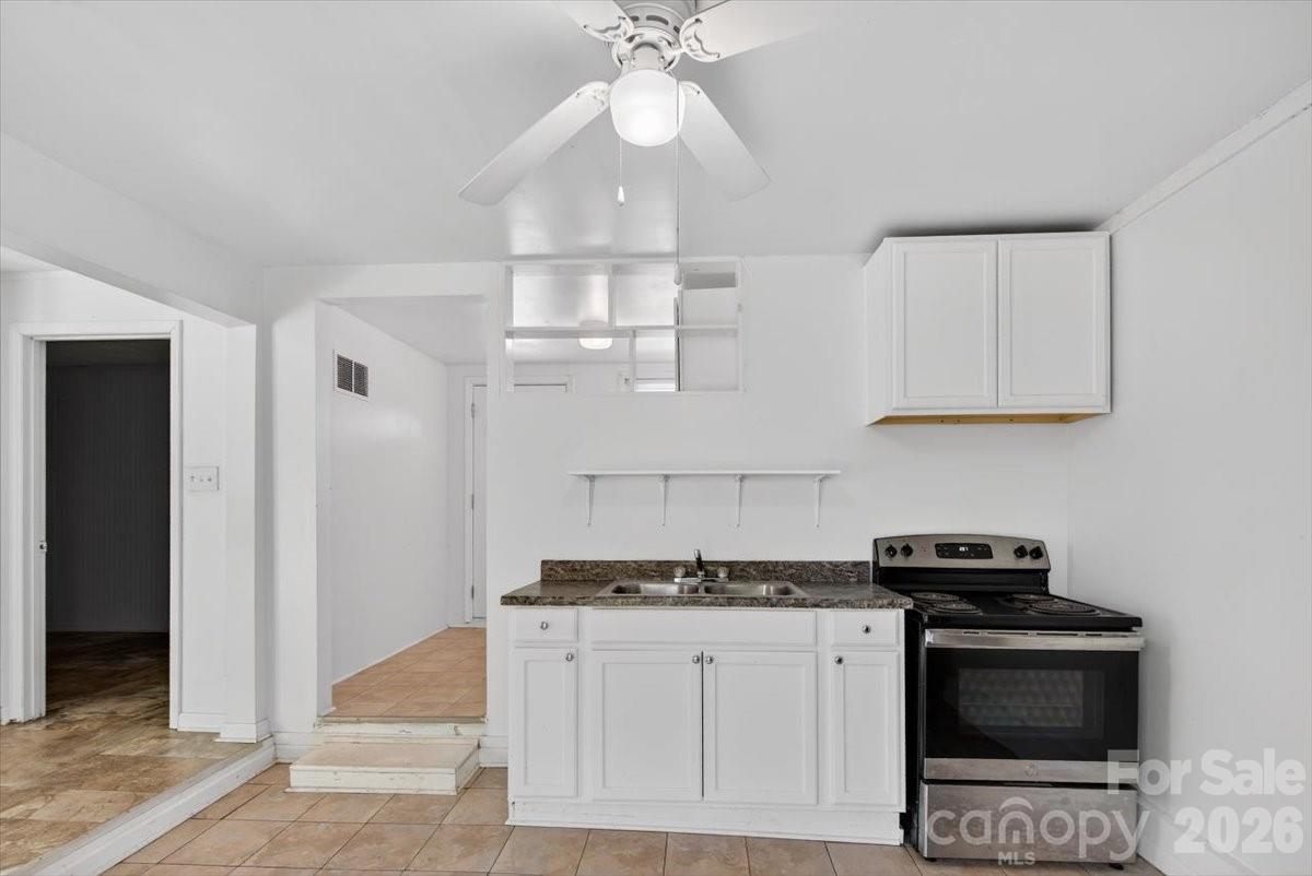 209 Edgewood Drive Property Photo 10