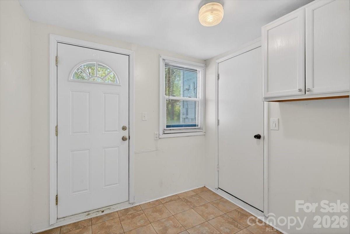 209 Edgewood Drive Property Photo 15