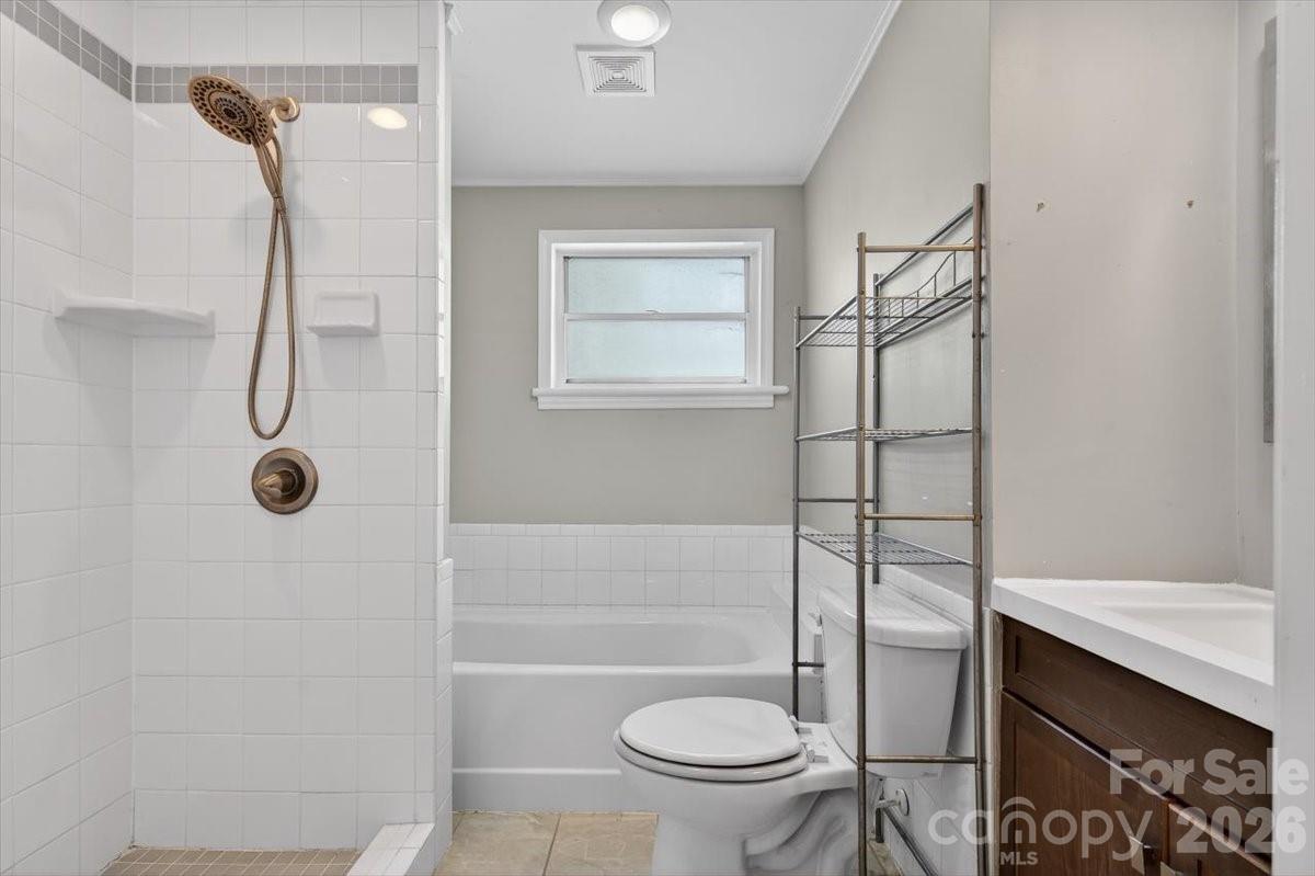 209 Edgewood Drive Property Photo 30