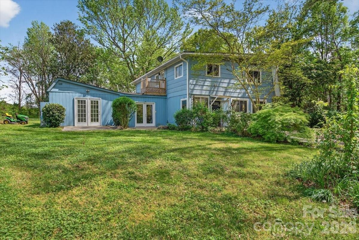 209 Edgewood Drive Property Photo 38