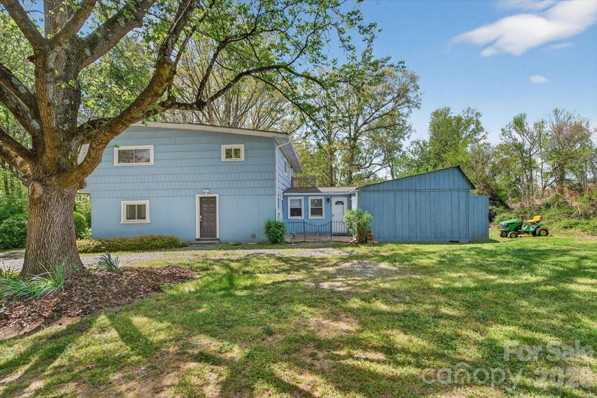 209 Edgewood Drive Property Photo 41