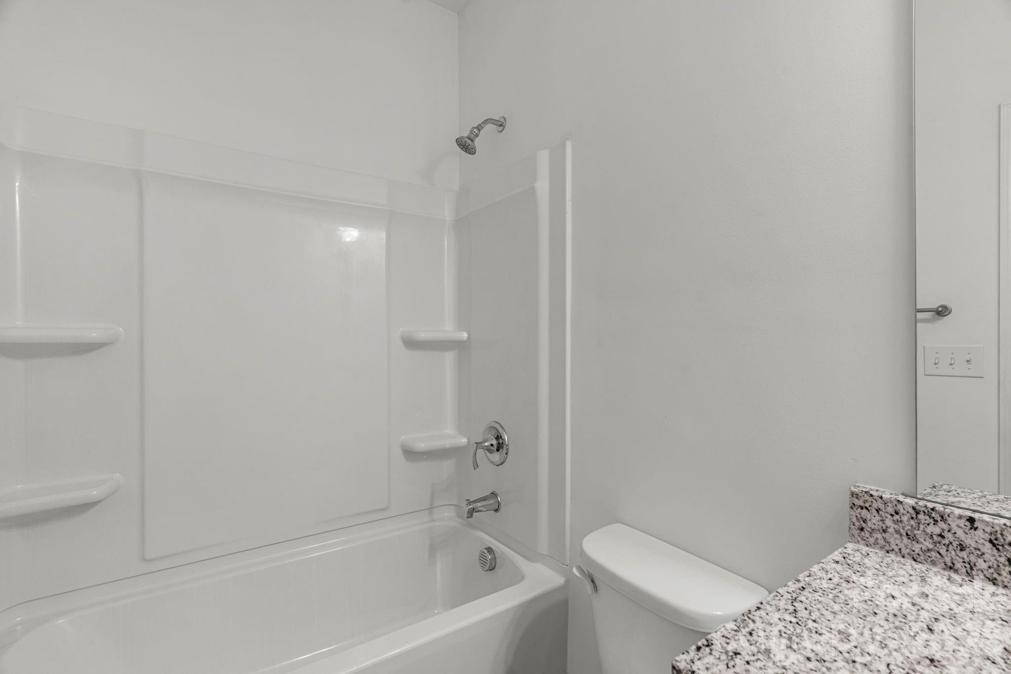 211 Baker Street Property Photo 18
