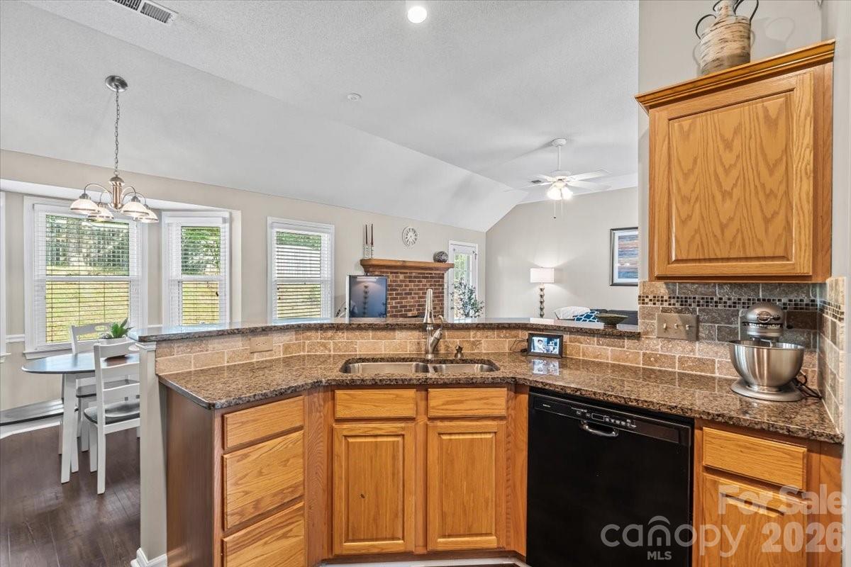 14413 John Beck Drive Property Photo 10