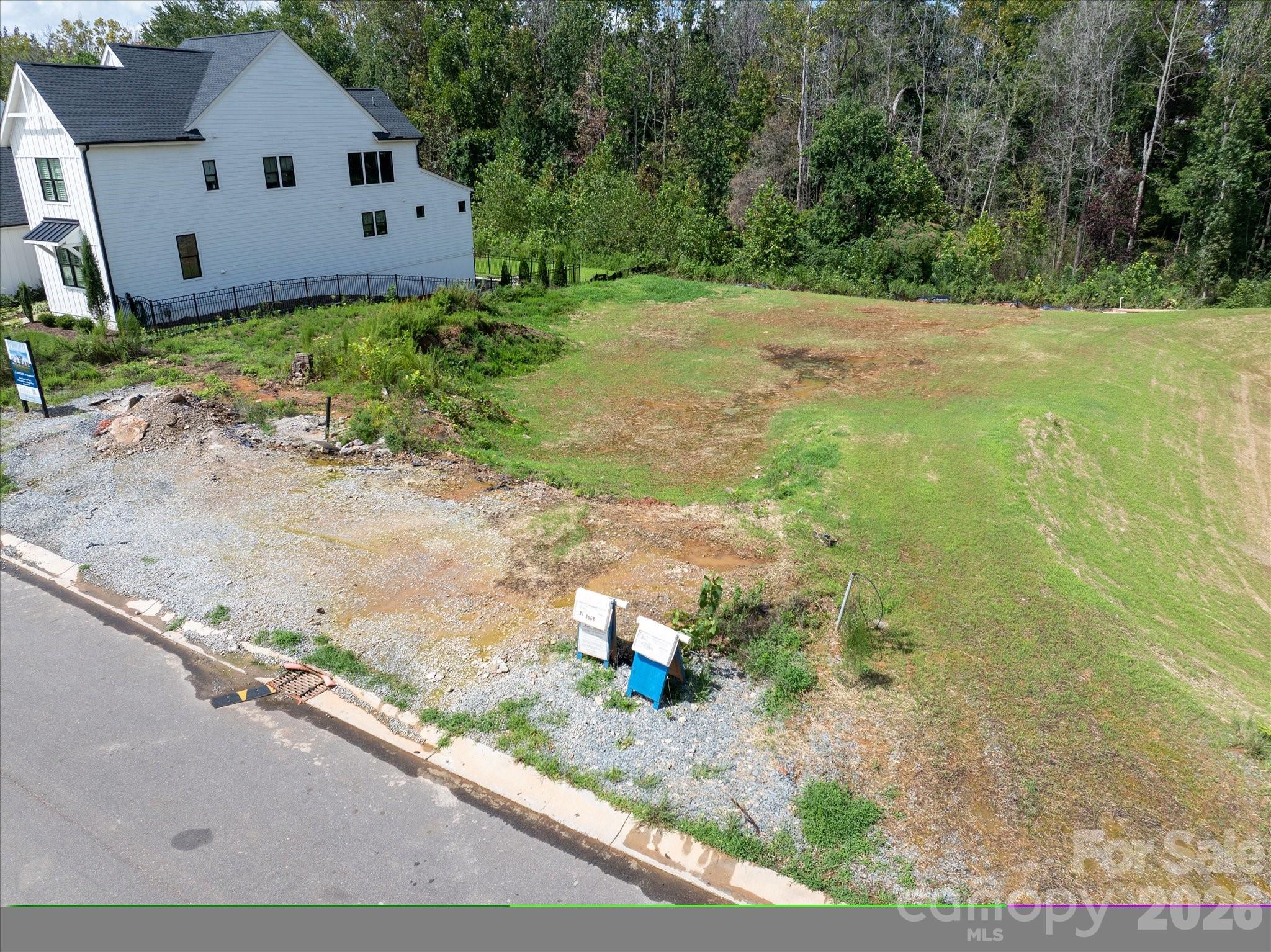3087 Belden Drive 23