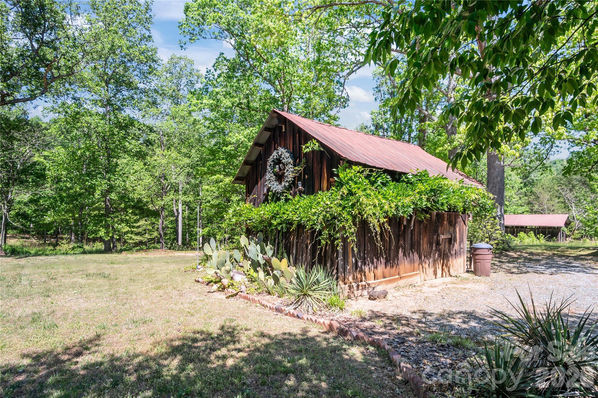 283 Constant Lane Property Photo 21