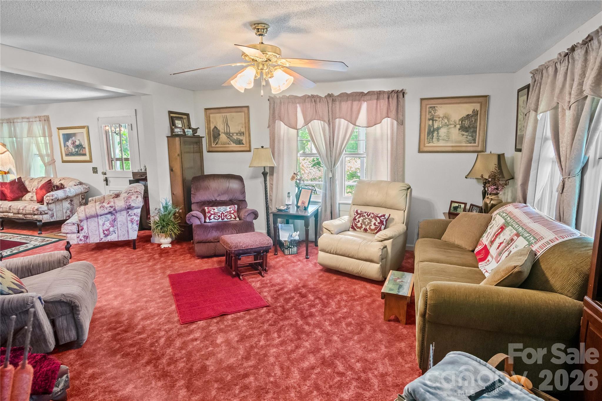 283 Constant Lane Property Photo 24