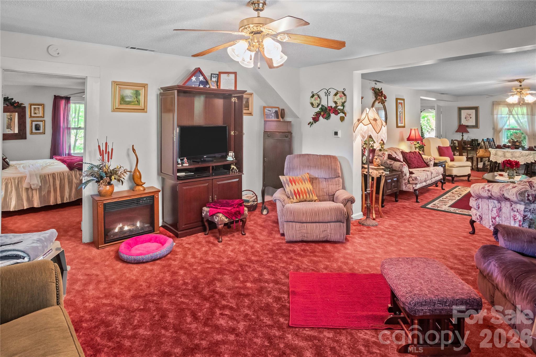 283 Constant Lane Property Photo 25