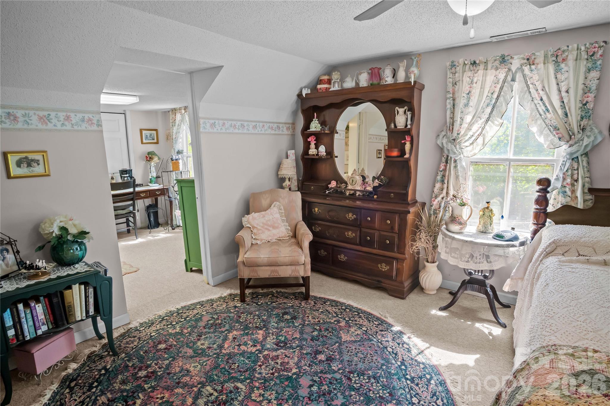 283 Constant Lane Property Photo 43