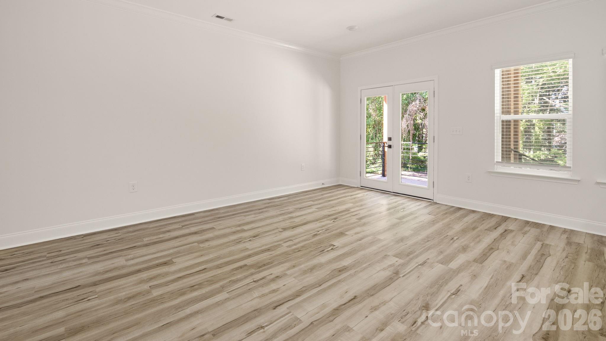 511 North Flint Street Property Photo 11