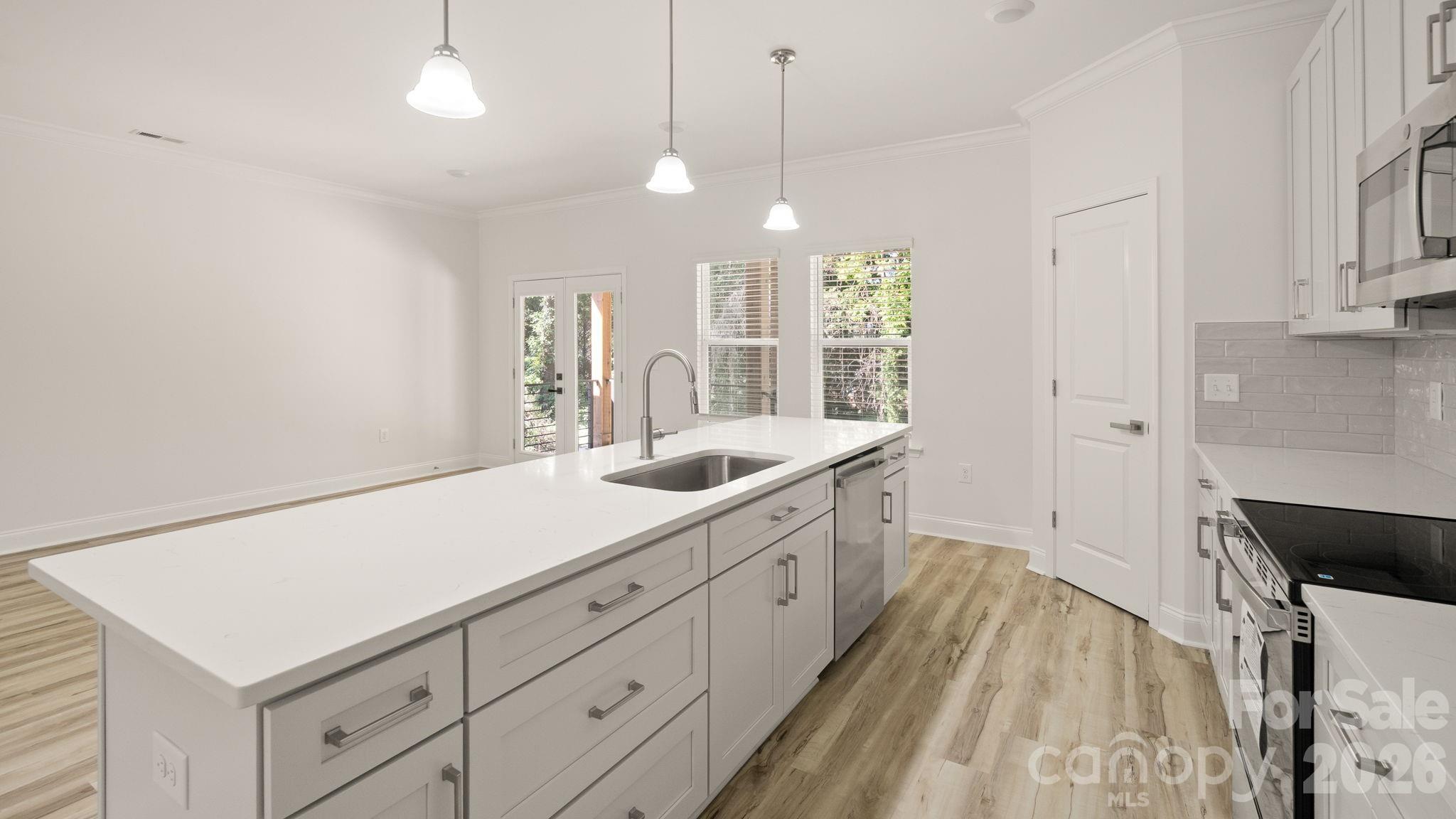 511 North Flint Street Property Photo 15
