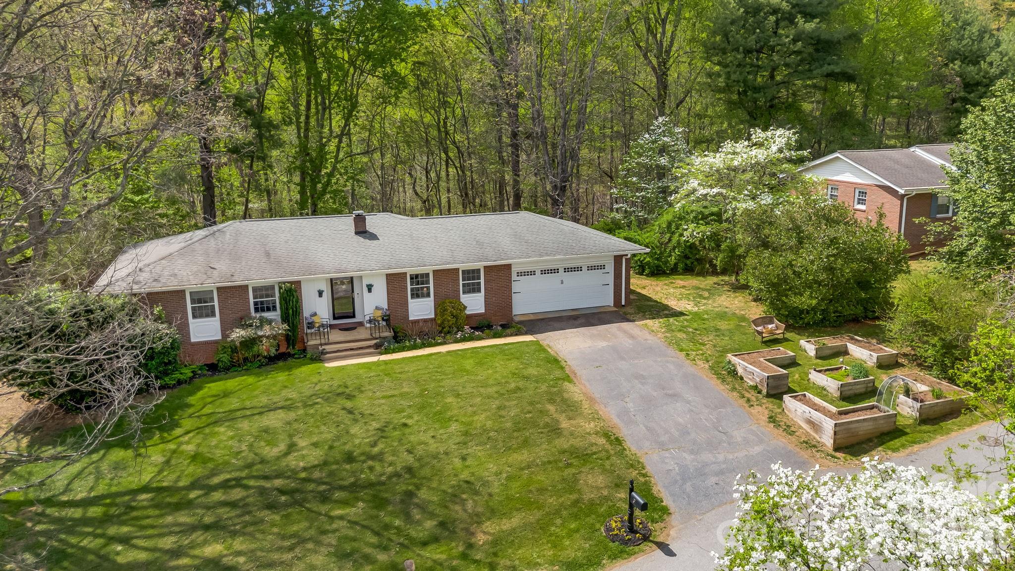 37 Duck Drive Property Photo 3