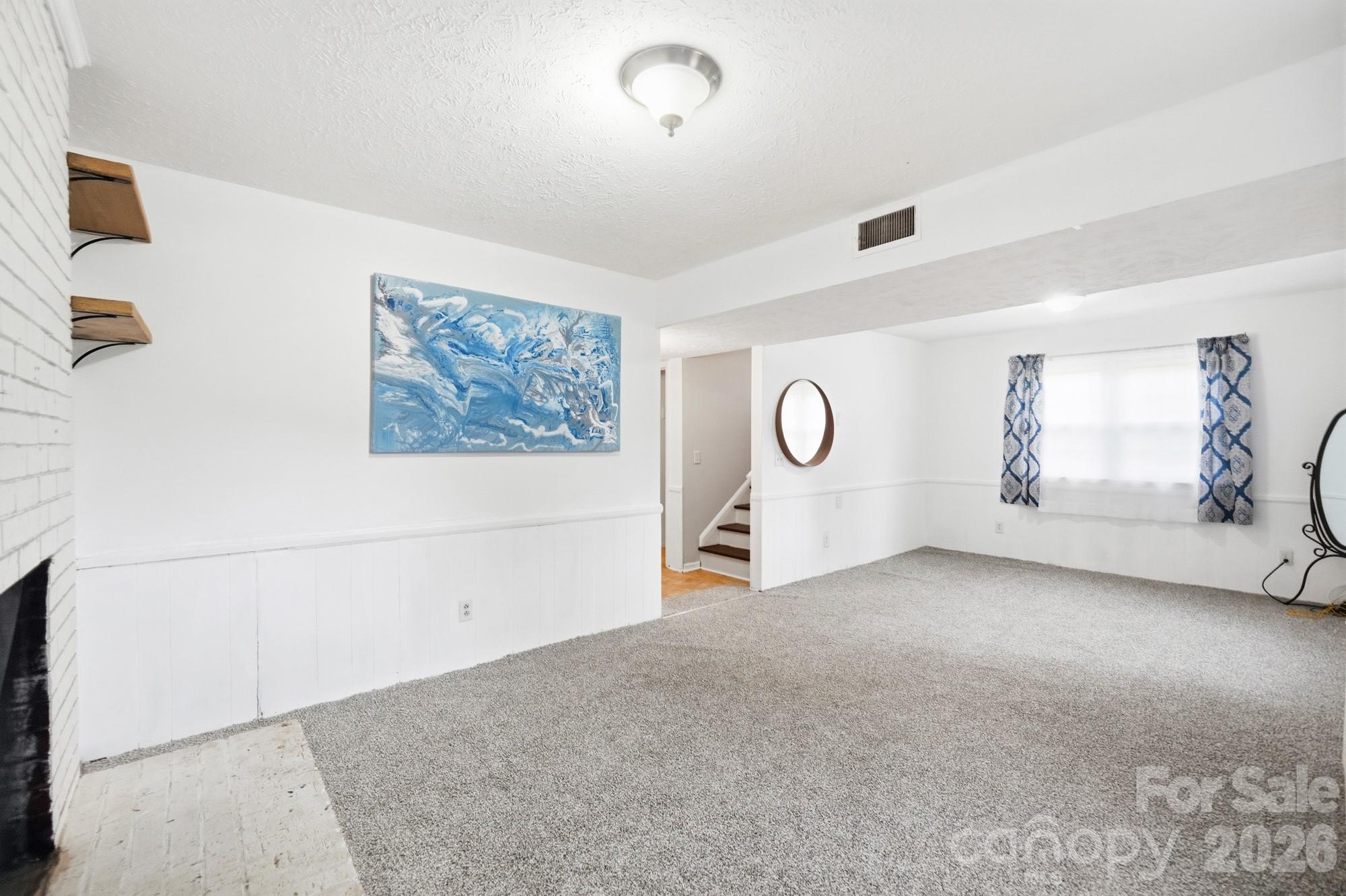908 Forest Drive Property Photo 13