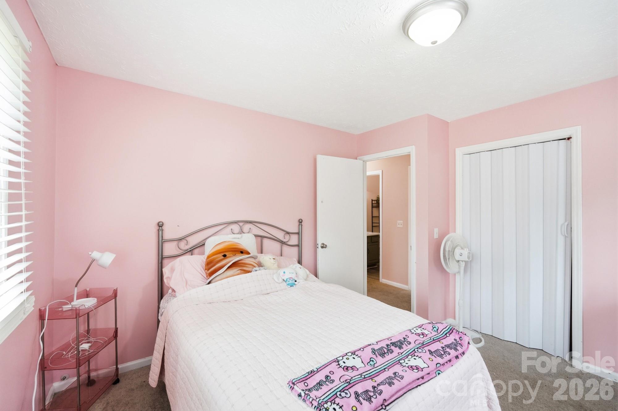 908 Forest Drive Property Photo 33