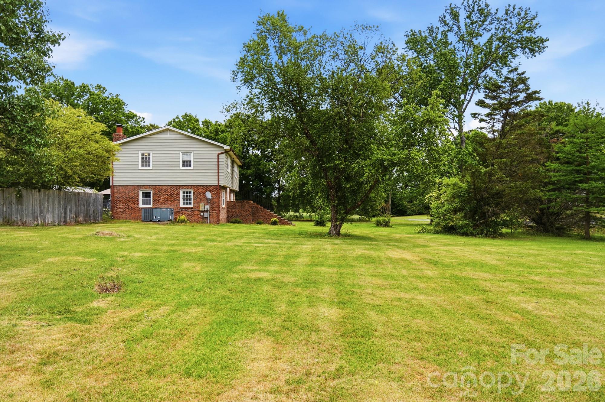 908 Forest Drive Property Photo 41