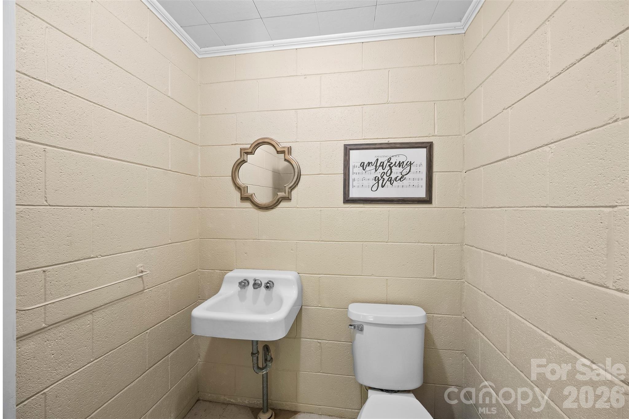 208 S Dixie Street Property Photo 22